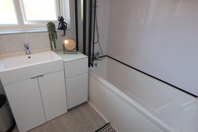 Bathroom- click for photo gallery